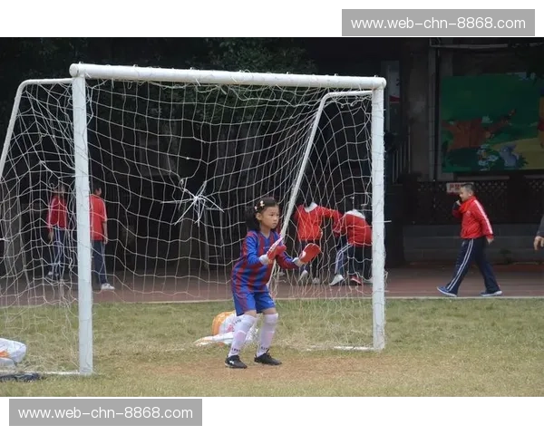 红蓝争锋，激情永燃：纽约德比的恩怨情仇与绿茵荣光