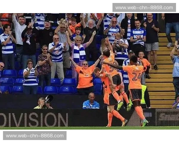 王者之战：热刺与女王巡游的绿茵史诗